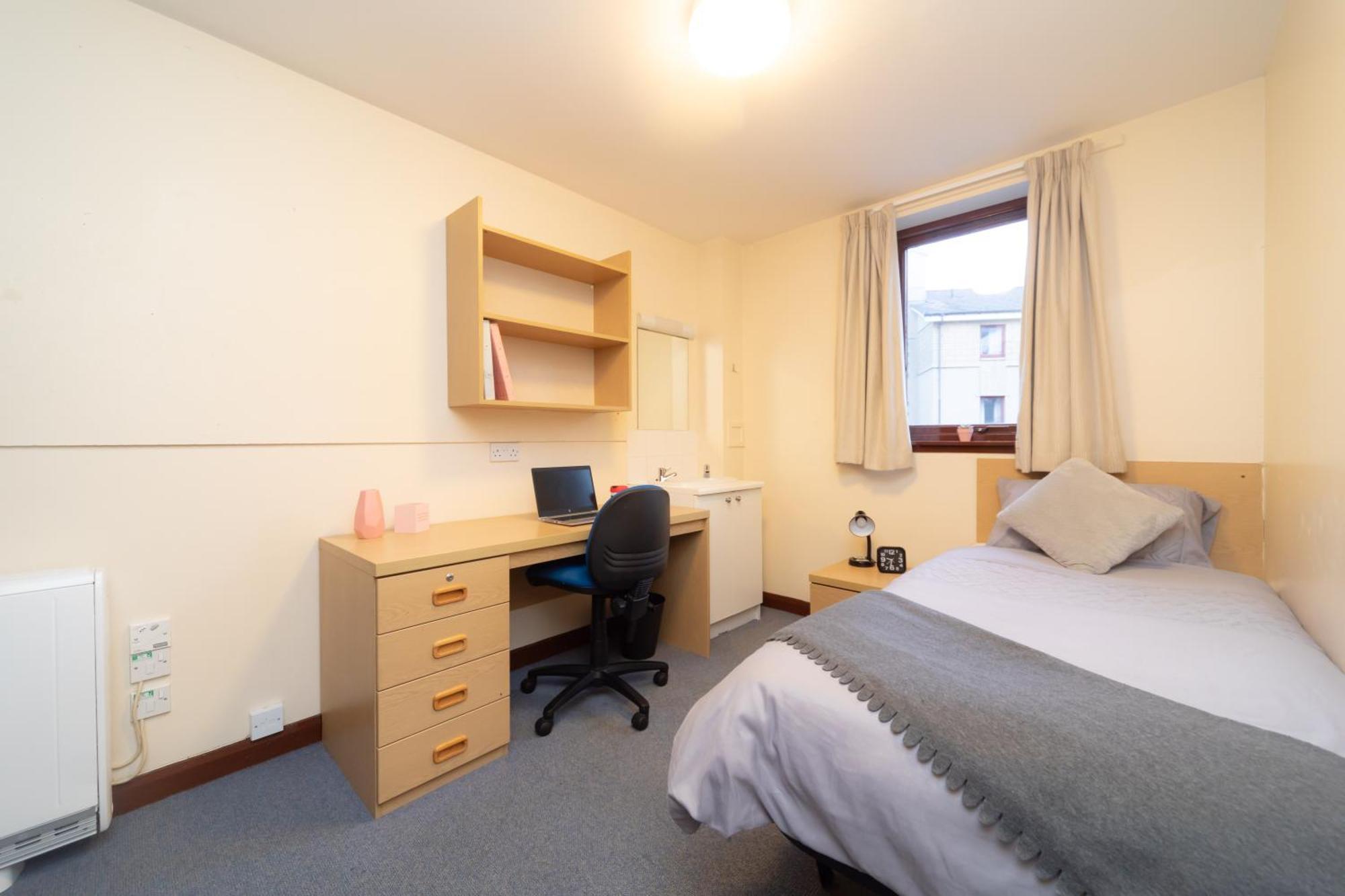 Apartmán Joivy Economy 4 And 5 Bed Flats, Close To Old Town And Royal Mile - Adults Only Edinburgh Exteriér fotografie