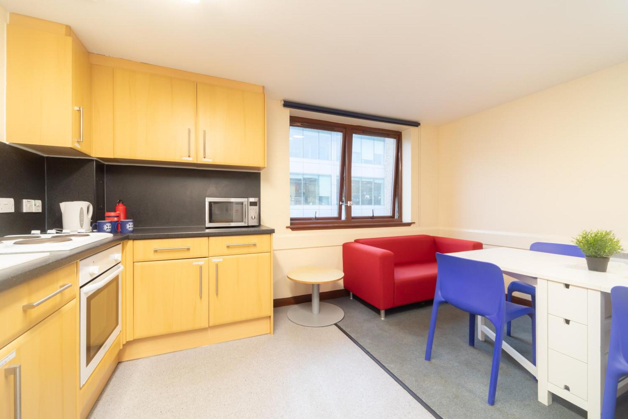 Apartmán Joivy Economy 4 And 5 Bed Flats, Close To Old Town And Royal Mile - Adults Only Edinburgh Exteriér fotografie