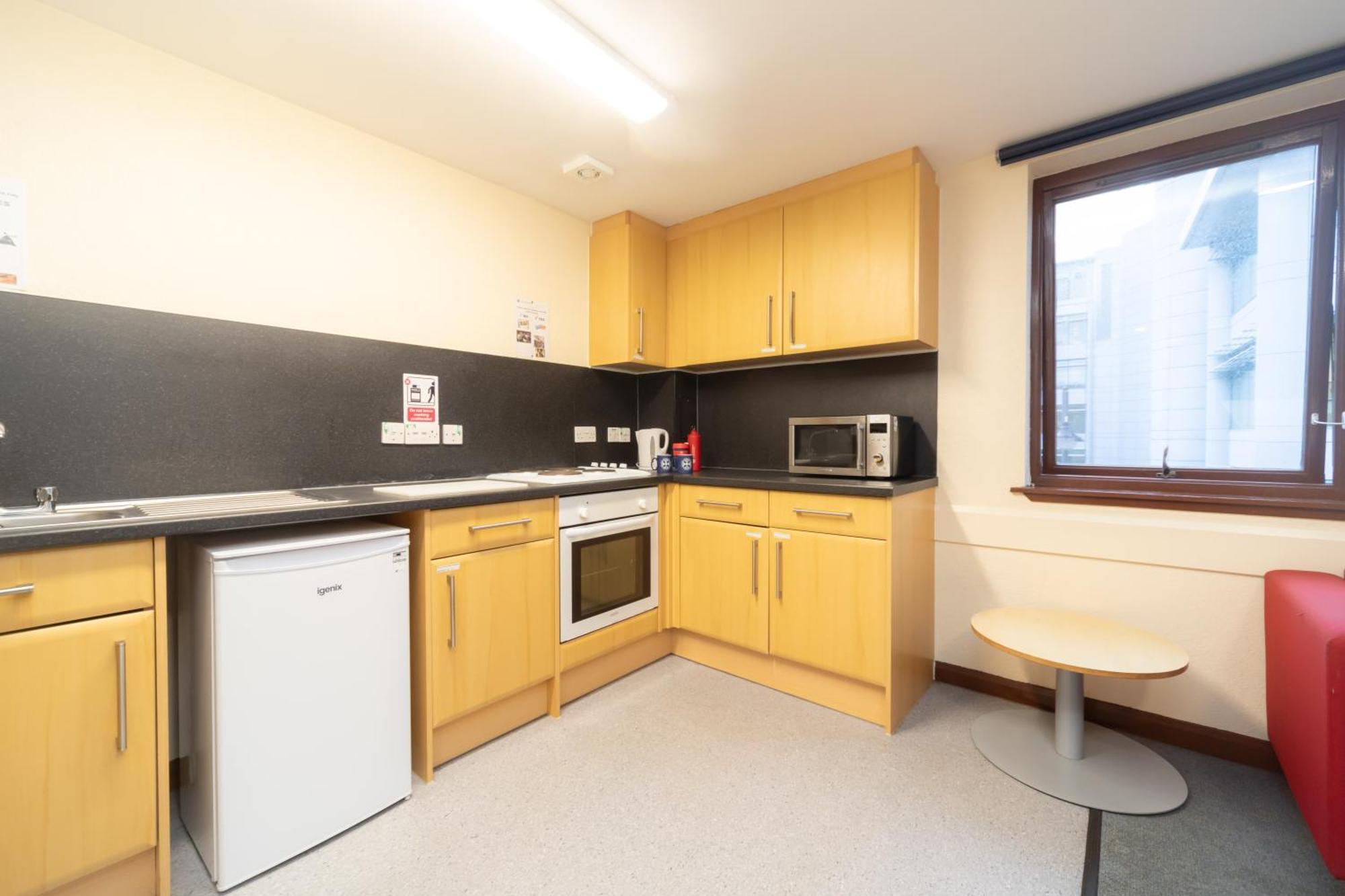 Apartmán Joivy Economy 4 And 5 Bed Flats, Close To Old Town And Royal Mile - Adults Only Edinburgh Exteriér fotografie